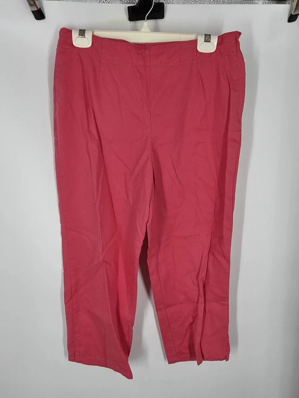 Susan Bristol Bright Pink Flat Front Straight Leg Trousers Pants Size 10 NWT